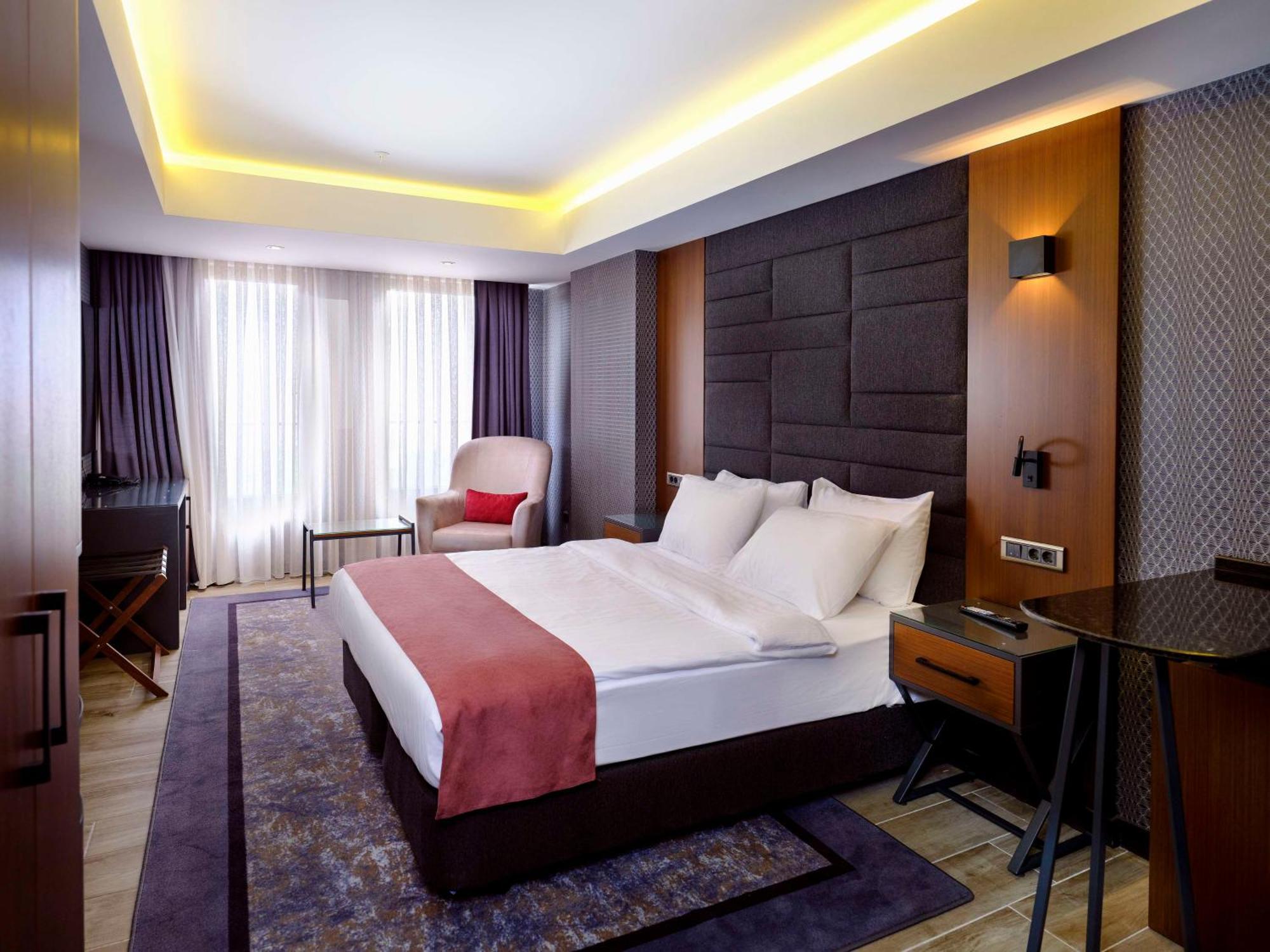 Nova Vista Deluxe & Suites A Member Of Radisson Individuals Ескишехир Екстериор снимка